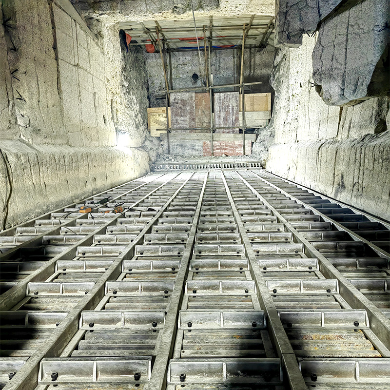 Bandă de etanșare din oțel rezistentă la căldură